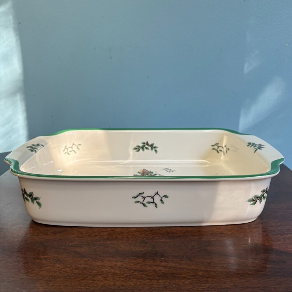 Spode Christmas Tree Baker - Picture 2 of 4